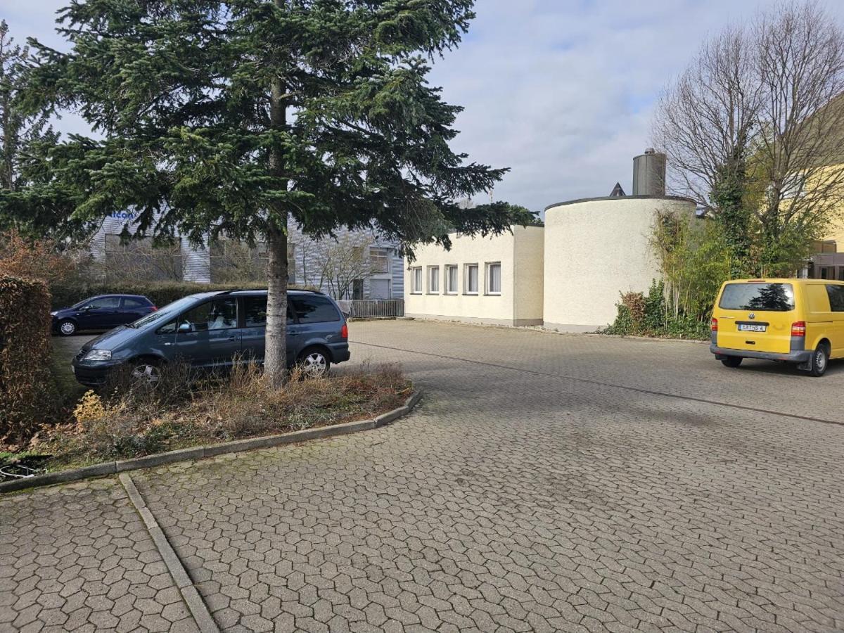 Hotel Tennenloher Hof Erlangen Exterior foto
